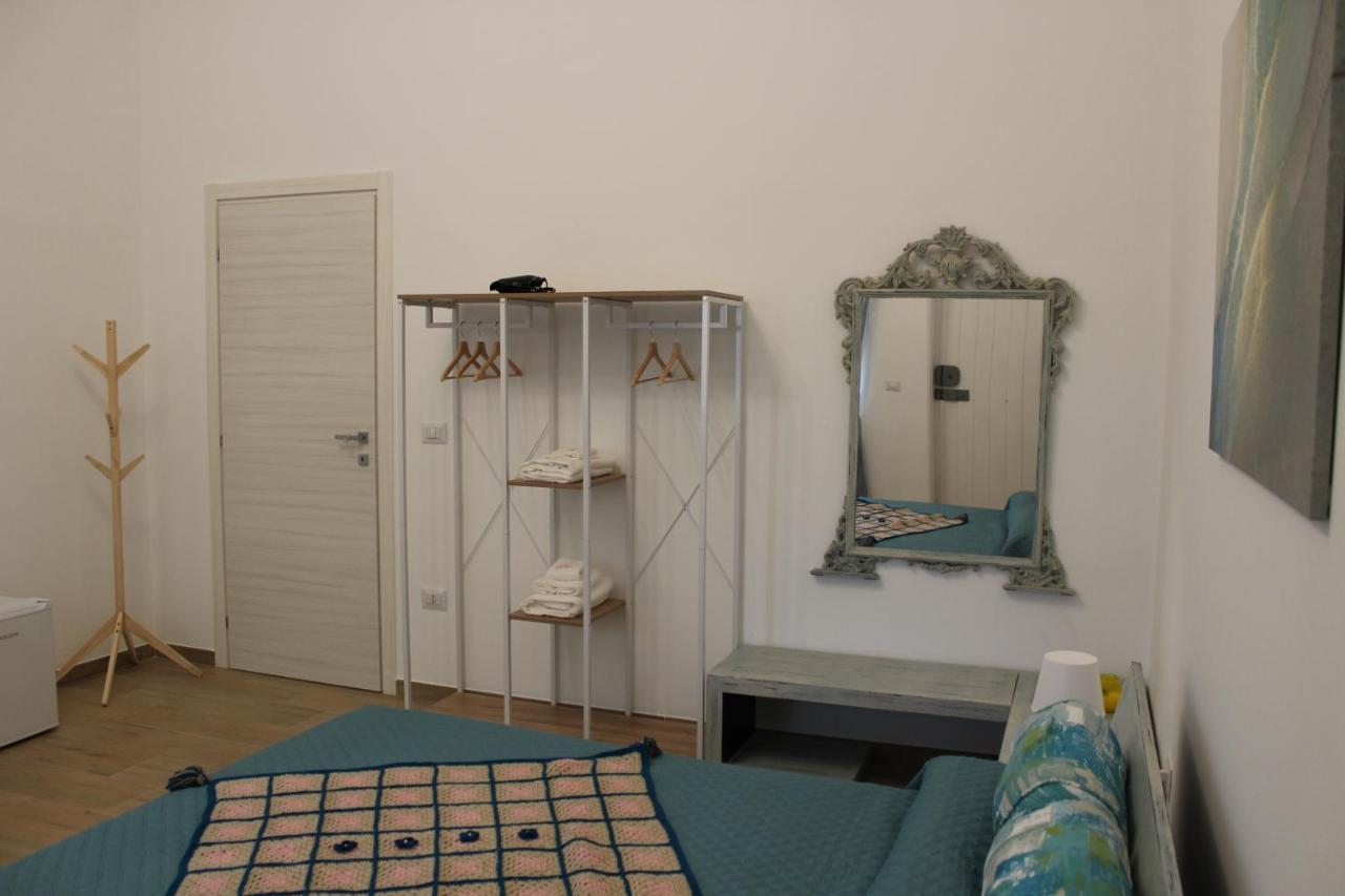 Coco & Lisbeth Bed And Breakfast Brindisi Esterno foto